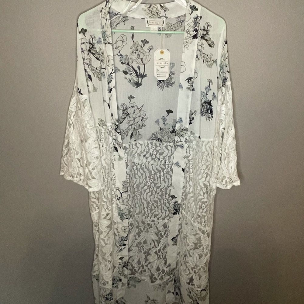 NWT Love Riche Cardigan